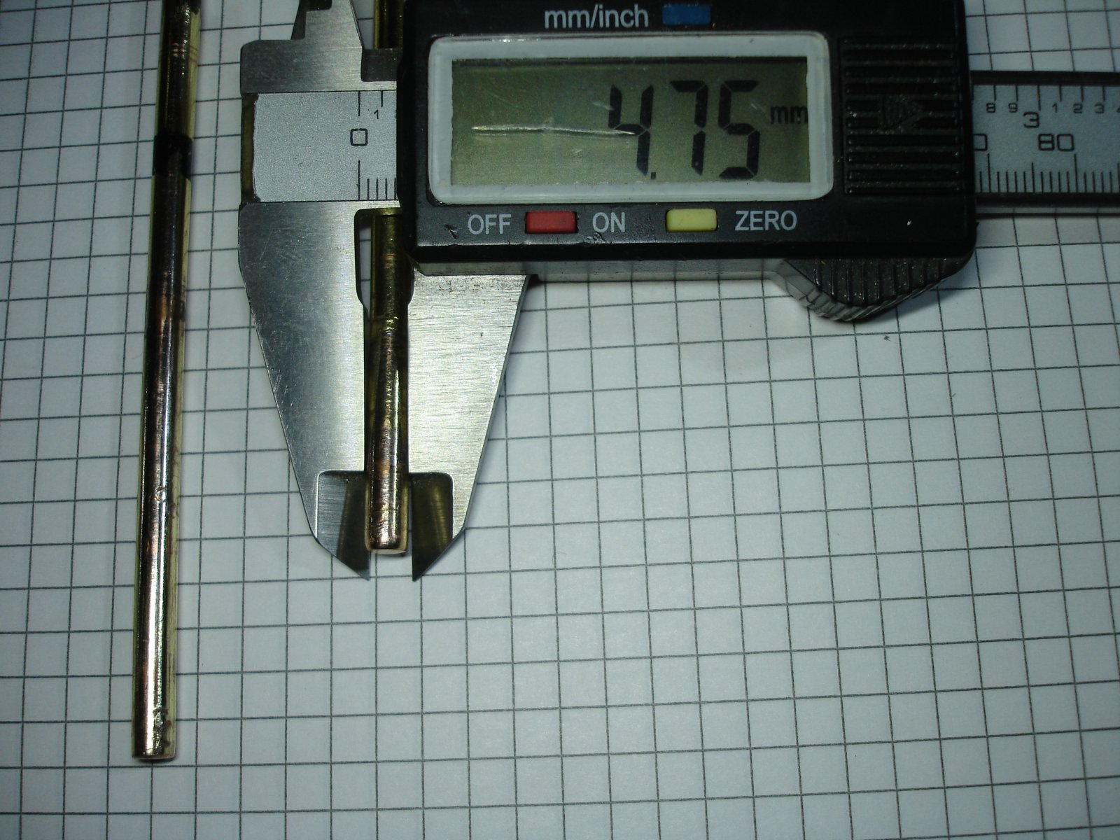 1 Tellurium 8 Erdunterstützungsarm Untermaß.JPG