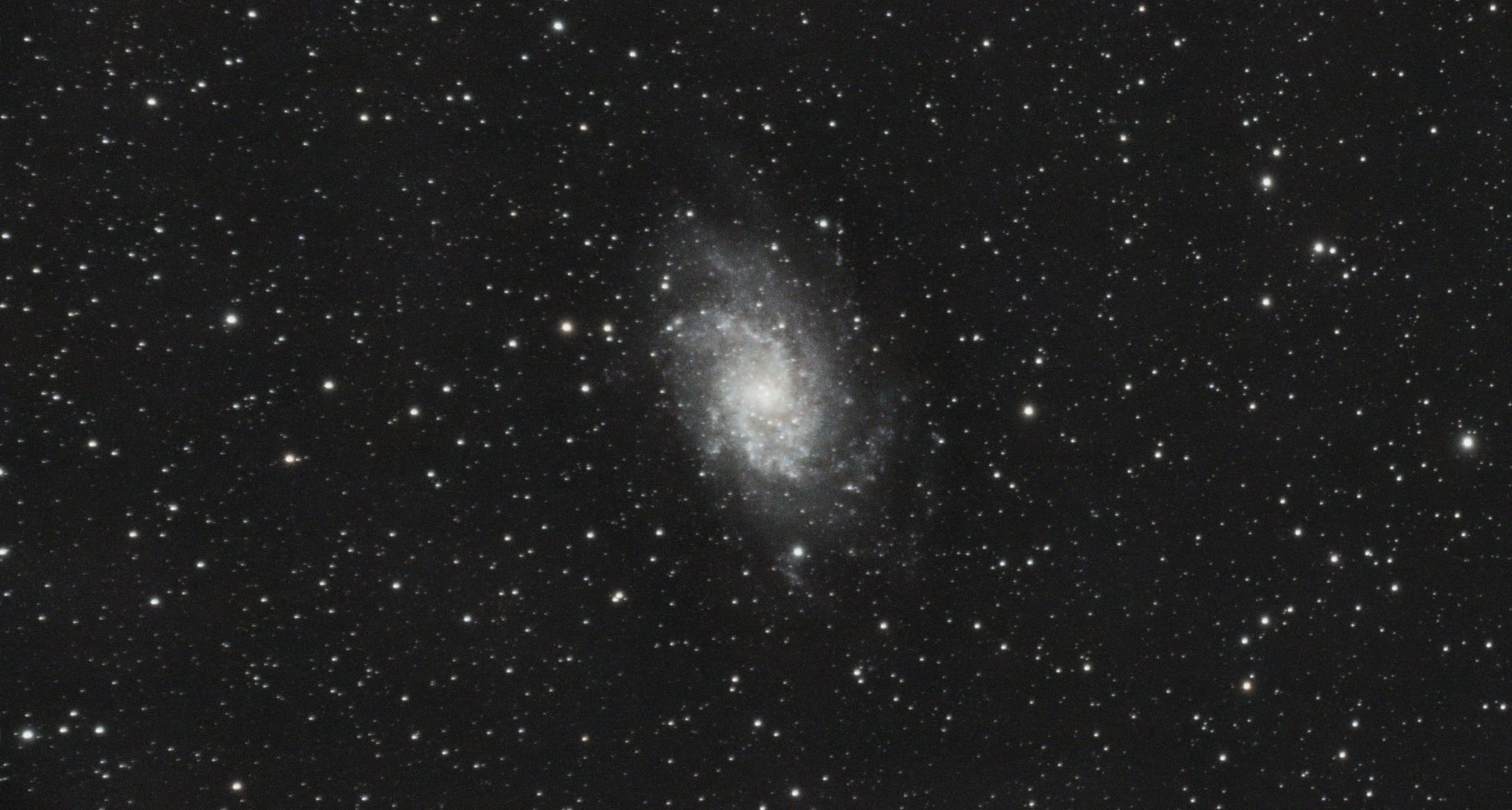 1M33-A.jpg