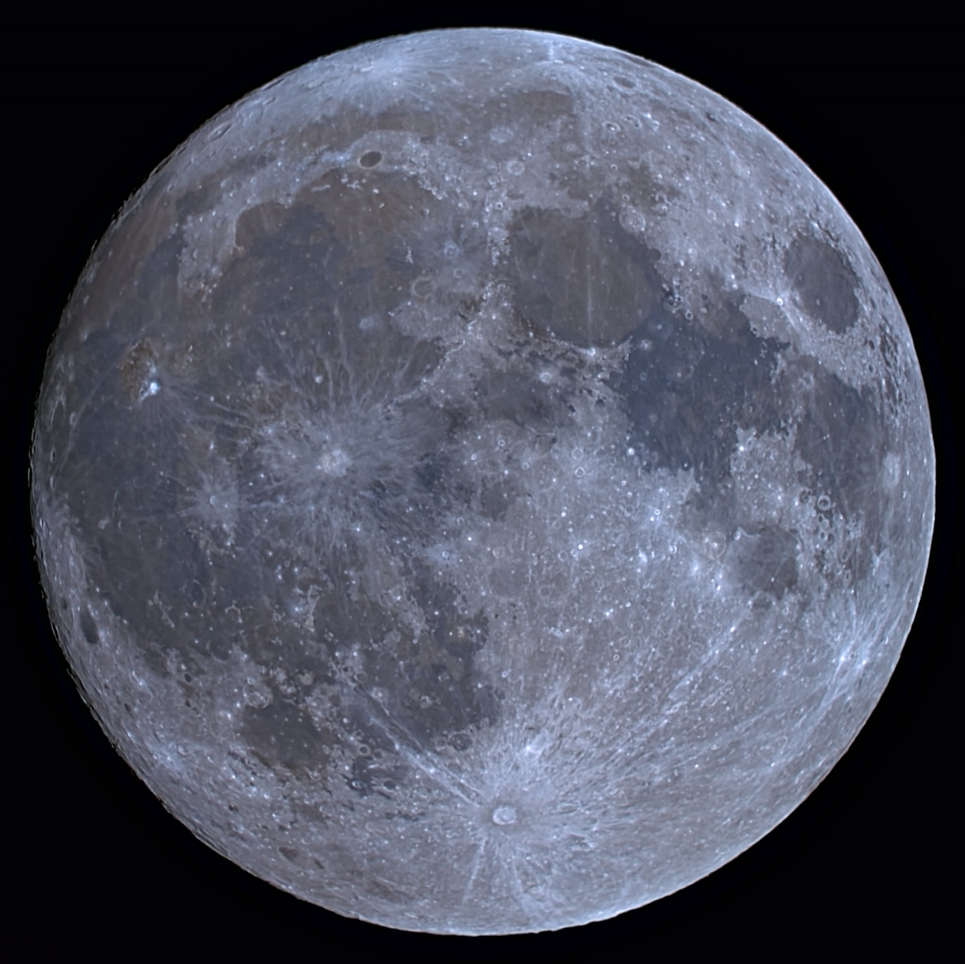 2022-06-13_Mond_14Tage_alt_Stack_f110_gpp_klein.jpg