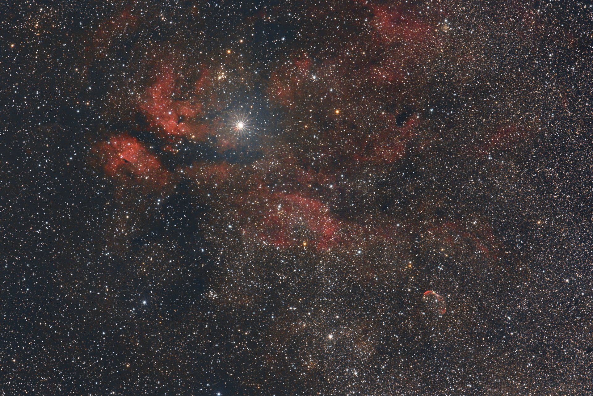 2022-08-20_NGC6910-210mm_PI_PS.jpg