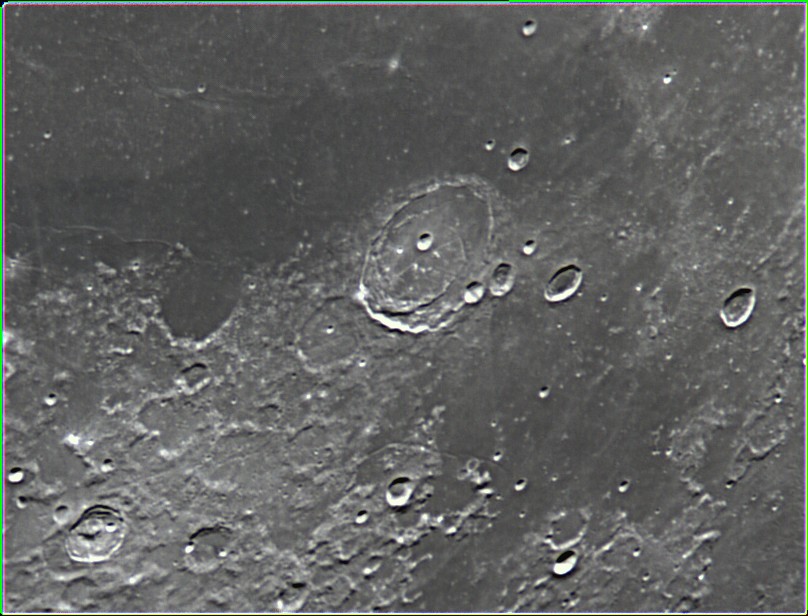 2023-11-29-2218_Mond1.jpg