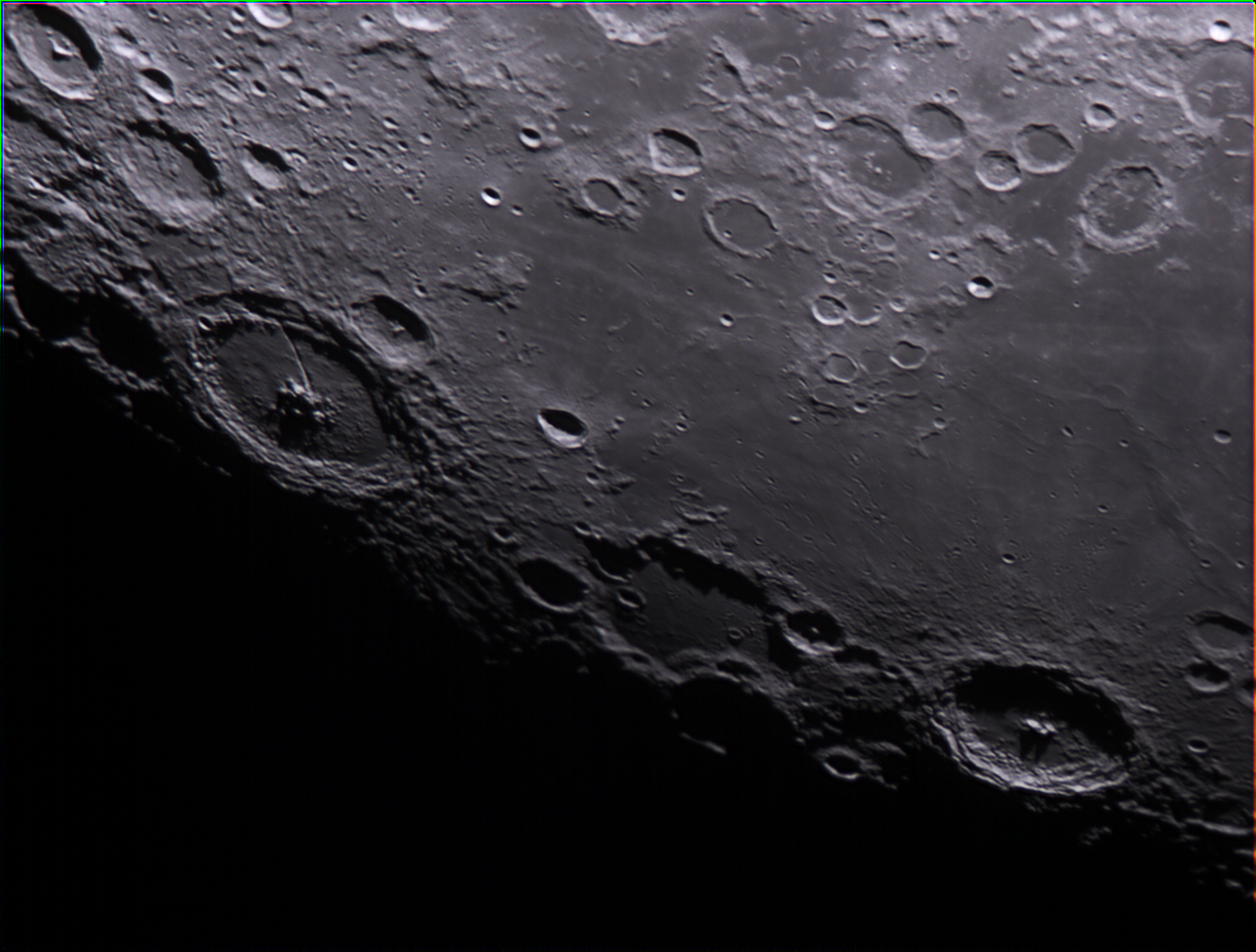 2023-11-29-2218_Mond3.jpg