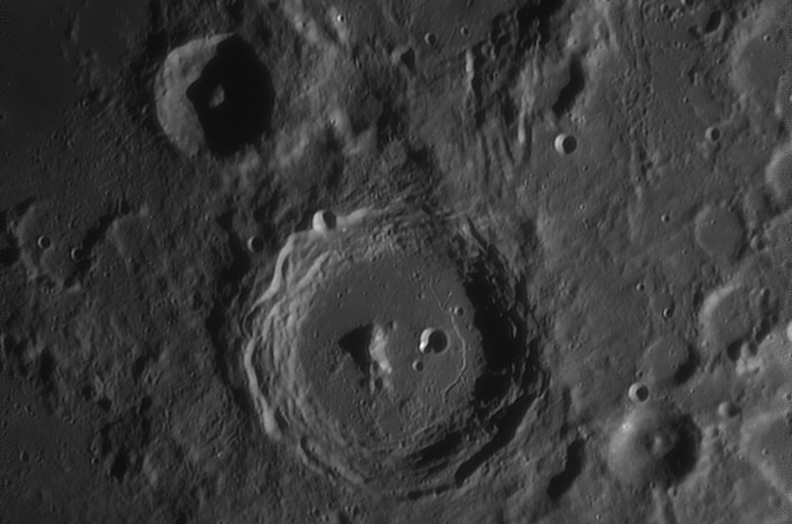 2024-03-18-2005_7-U-L-Moon_lapl3_ap203_conv_crop_arzachel.jpg