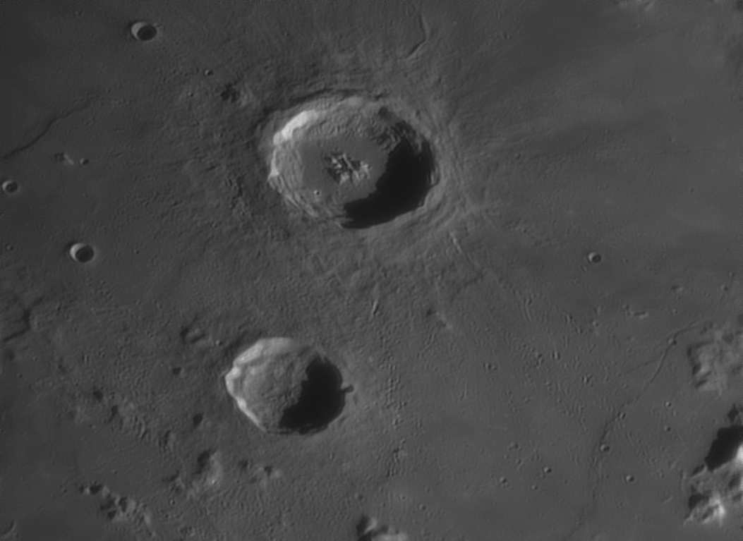 2024-03-18-2022_2-U-L-Moon_lapl3_ap228_conv_crop_aristillus.jpg