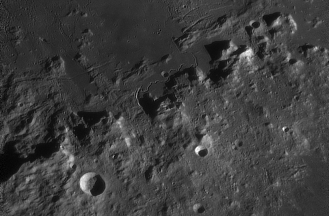 2024-03-18-2025_8-U-L-Moon_lapl3_ap214_conv_crop_rima_hadley.jpg
