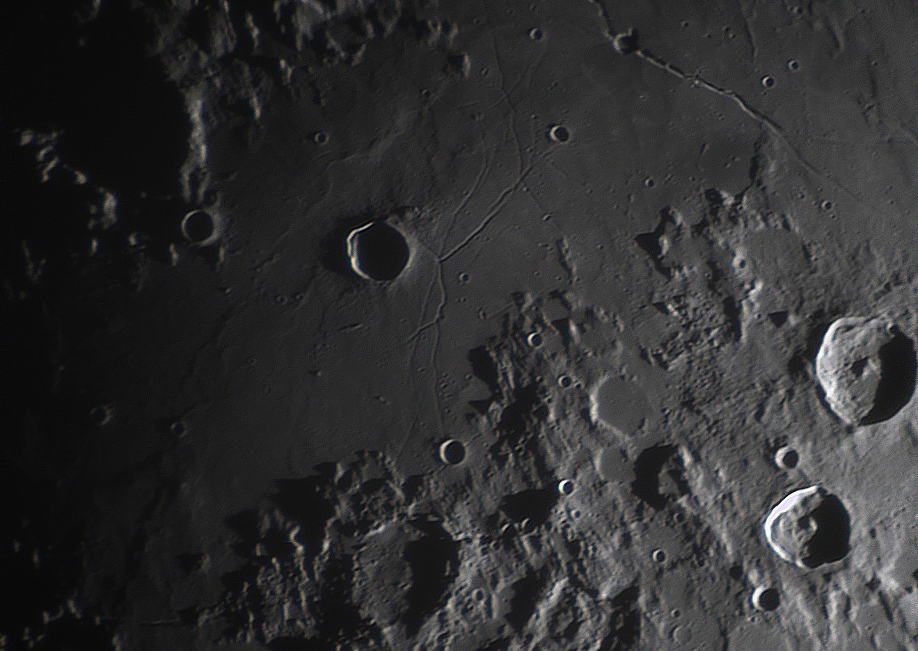 2024-05-15moon4b.jpg