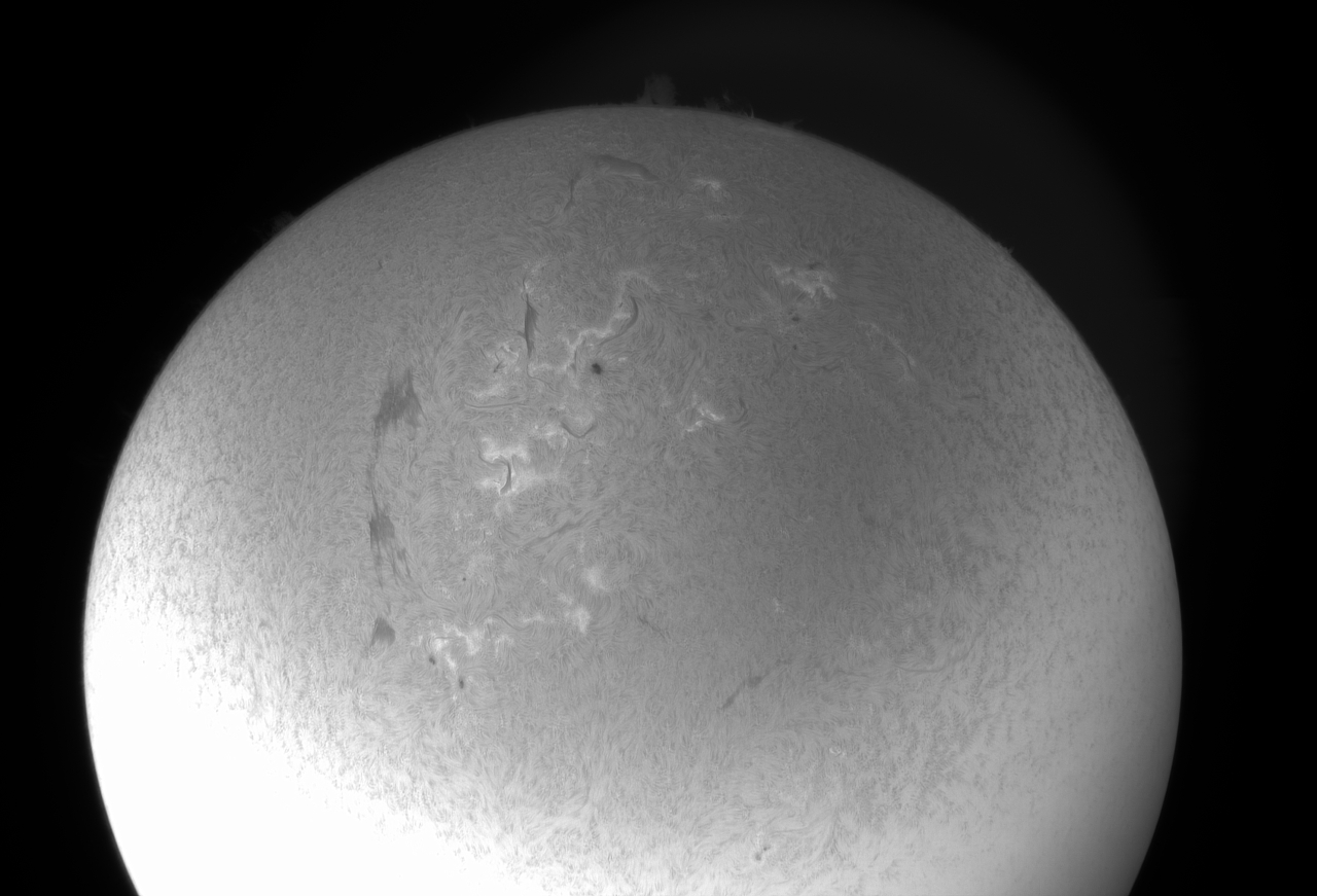 2024-06-28-1642_9-U-R-Sun_Halpha_final.jpg