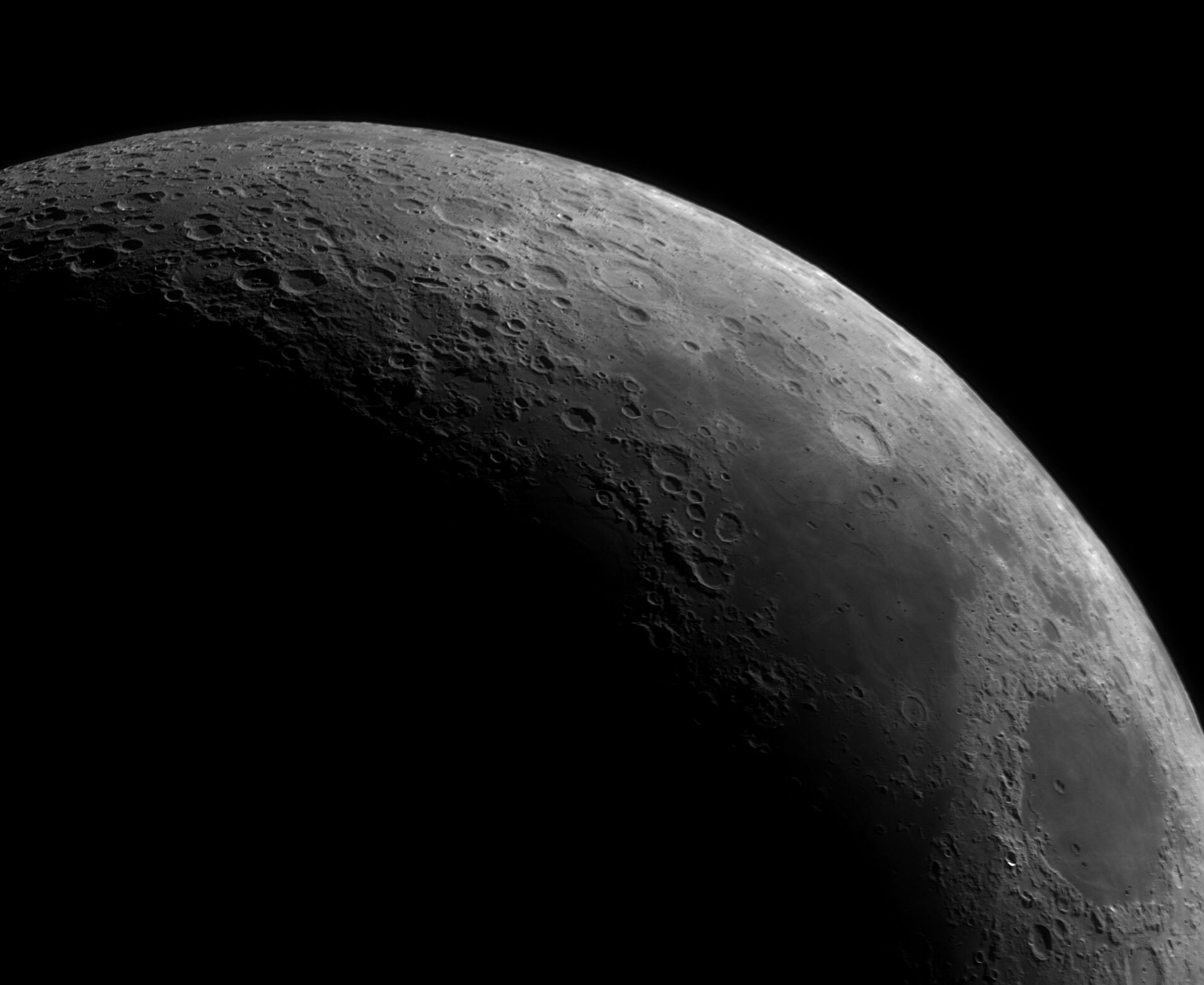 2025-02-02-1705_0-U-RGB-Moon_lapl5_ap234_RS6_PI_Crop_PI_HT.jpg