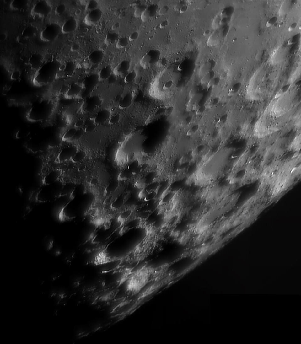 2025-04-04-1907_9-U-L-Moon_pipp_lapl5_ap70_6_stitch.jpg