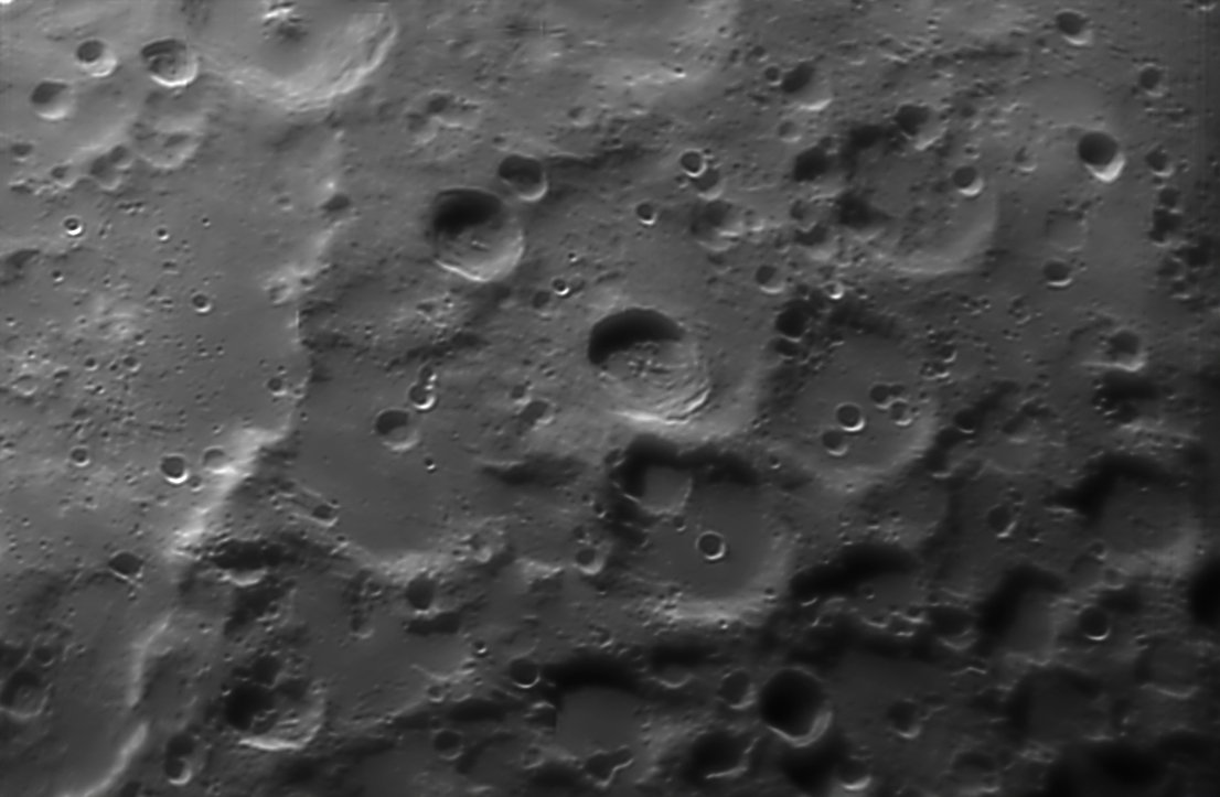2025-04-04-1929_6-U-L-Moon_pipp_lapl5_ap103_15.jpg