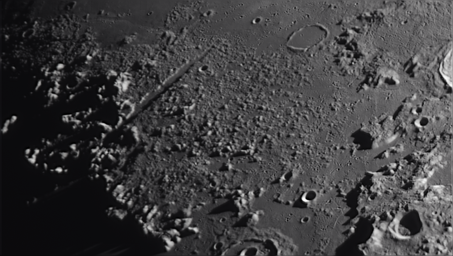 2025-04-05-212148-Moon-Bin1+29,5C_pss_WS.png