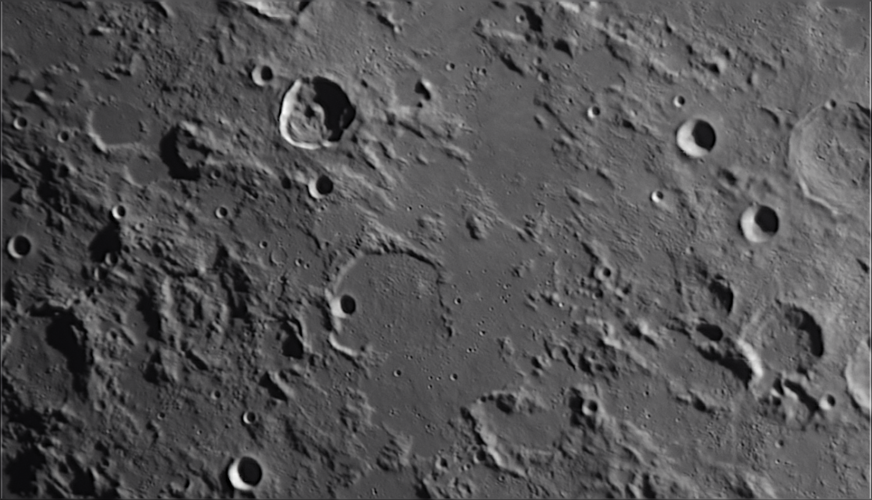 2025-04-05-213422-Moon-Bin1+30,2C_pss_WS.png