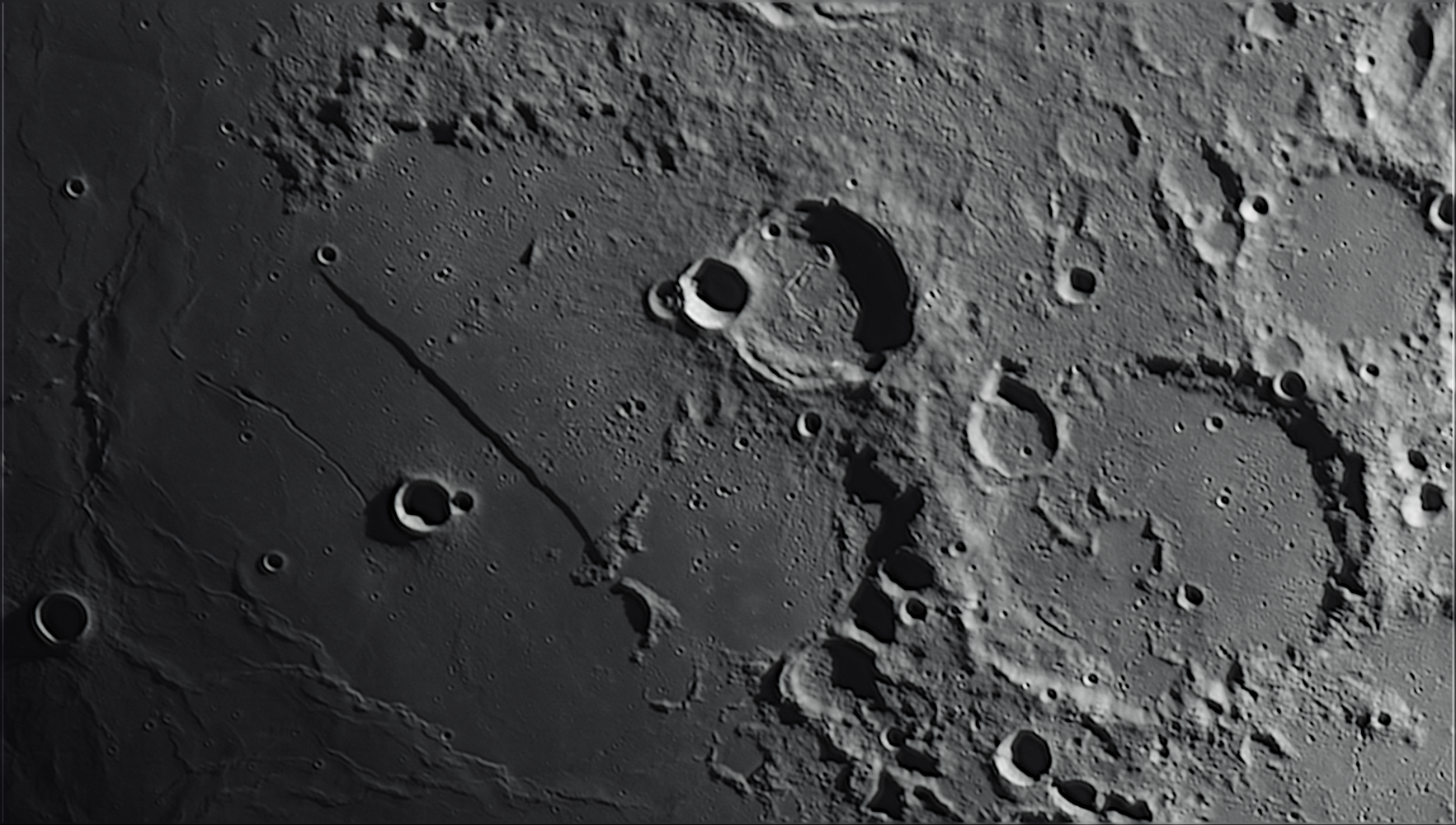 2025-04-06-220720-Moon-Bin1+30,9C_pss_WS.png