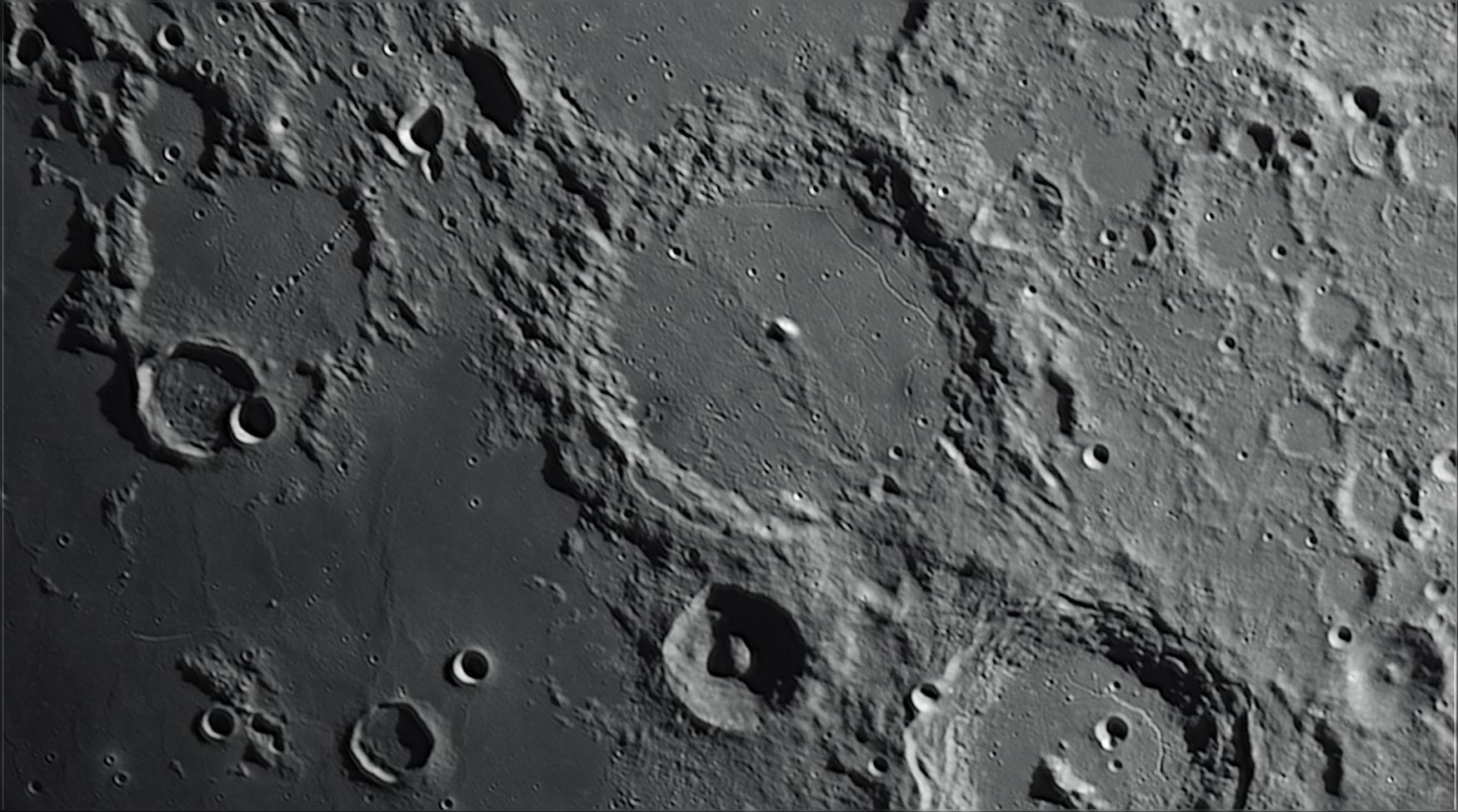 2025-04-06-221053-Moon-Bin1+31,5C_pss_WS.png