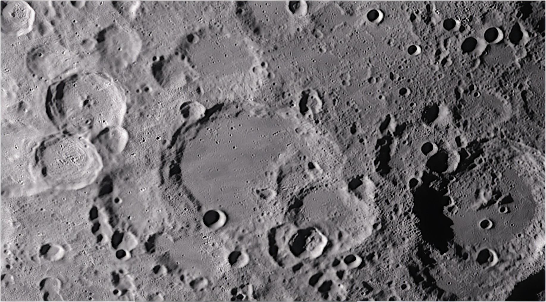 2025-10-12-064350-Moon-Bin1+30,9C_pss_gpp_WS~2.jpg