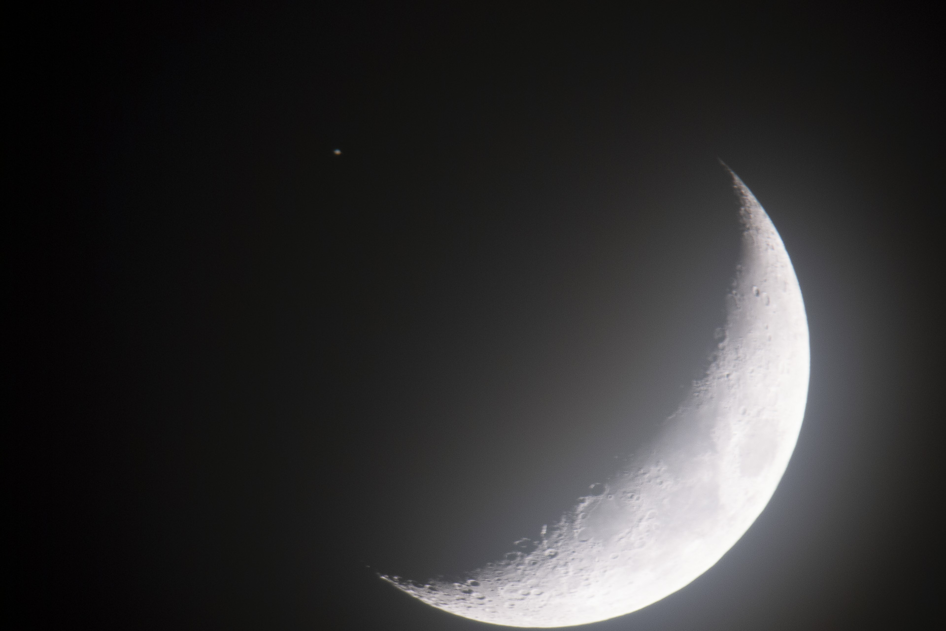 20250104-mond-saturn-2.jpg