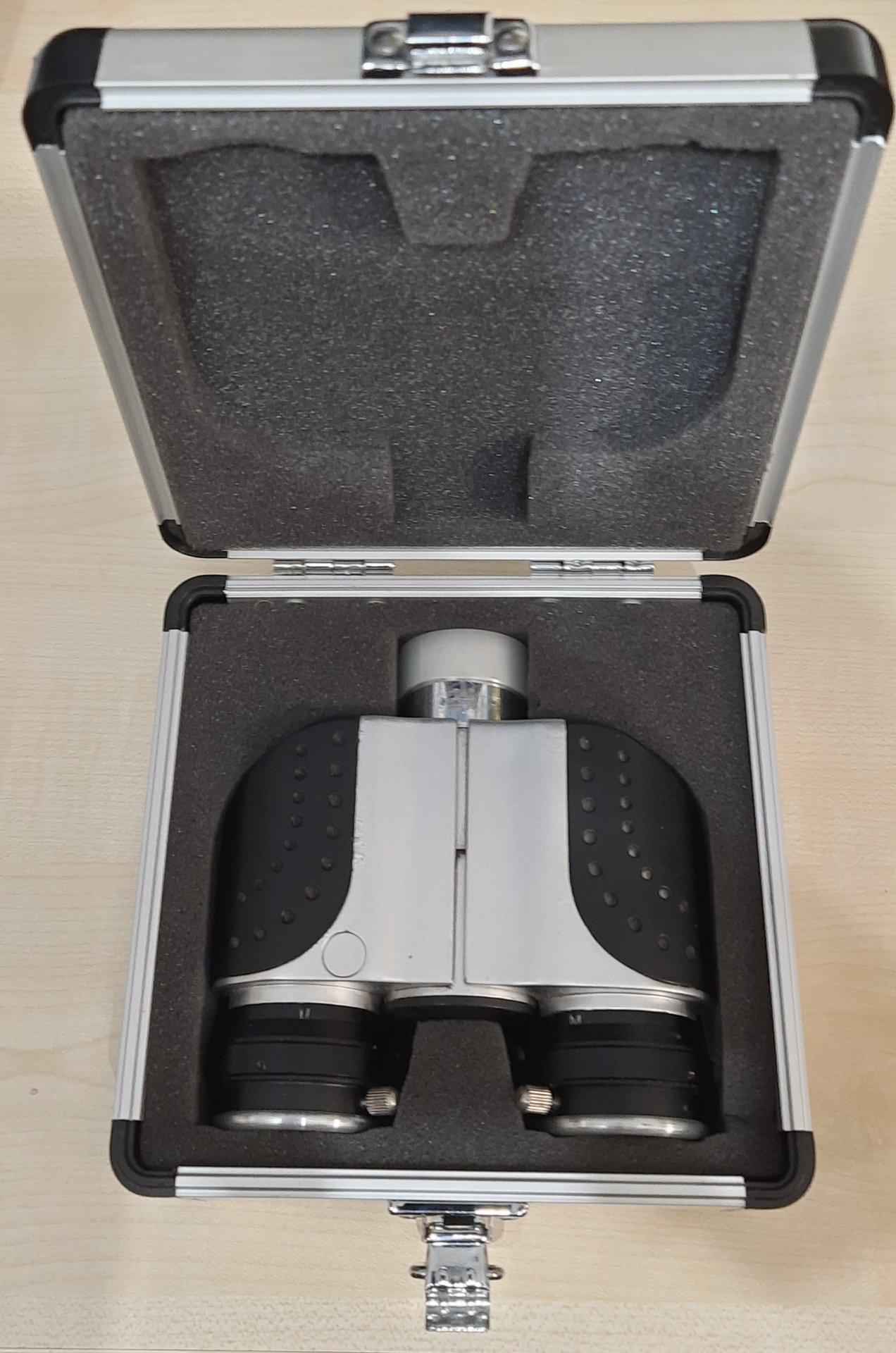 Binokularansatz von Astro Engineering | Forum Astronomie.de
