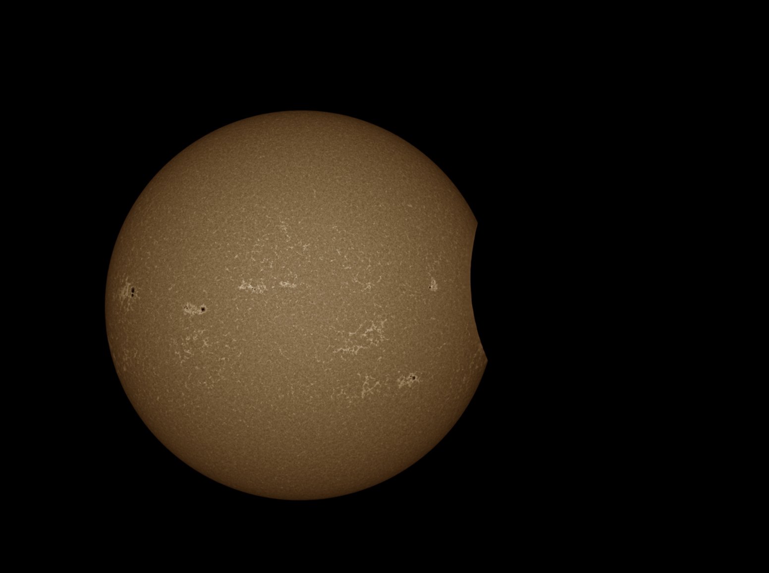 2026-08-12-1720_8-CapObj_lapl4_ap2238_out_aligned.jpg