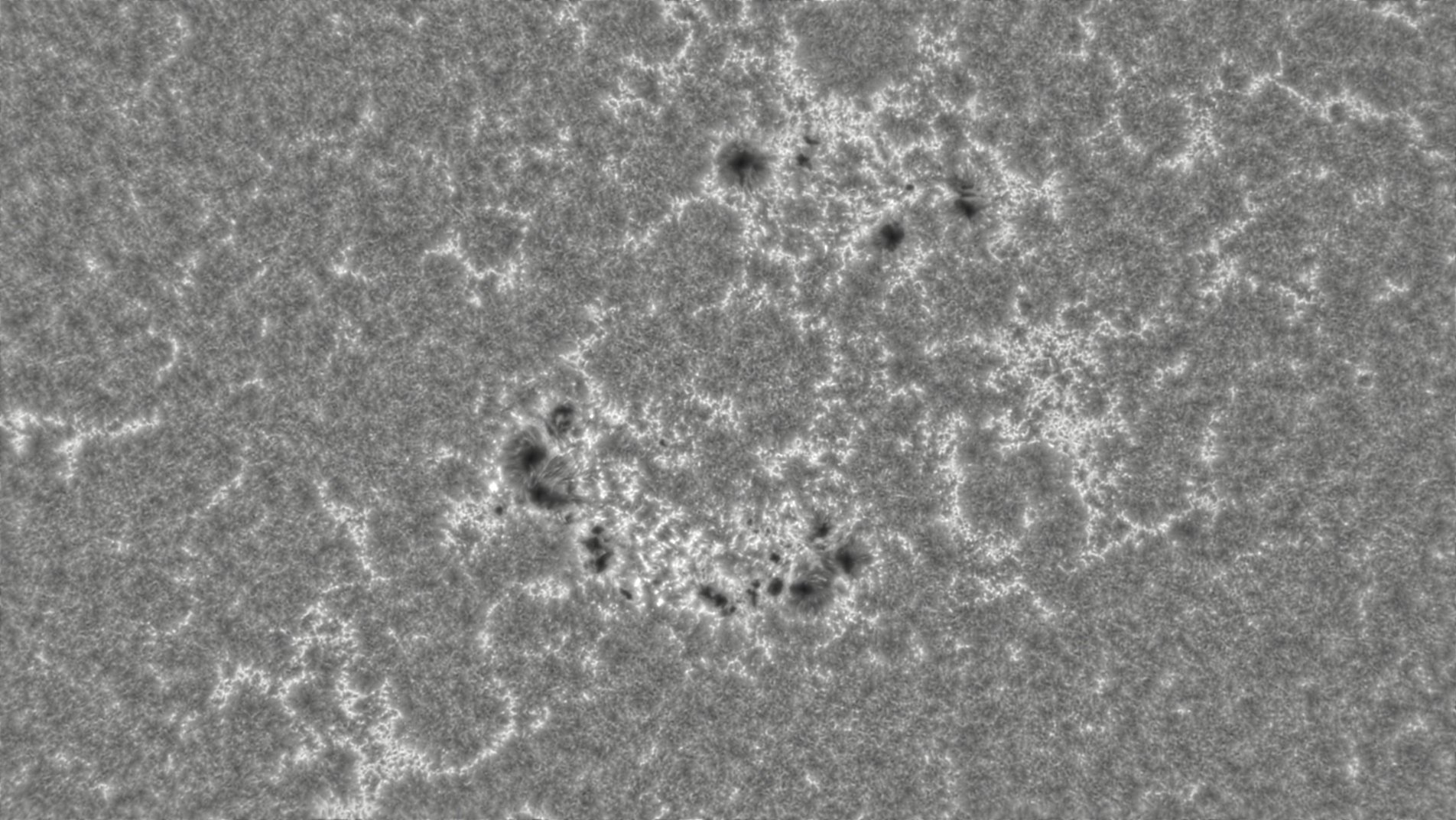 2026-10-07-0900_7-CapObj_lapl4_ap3747.jpg