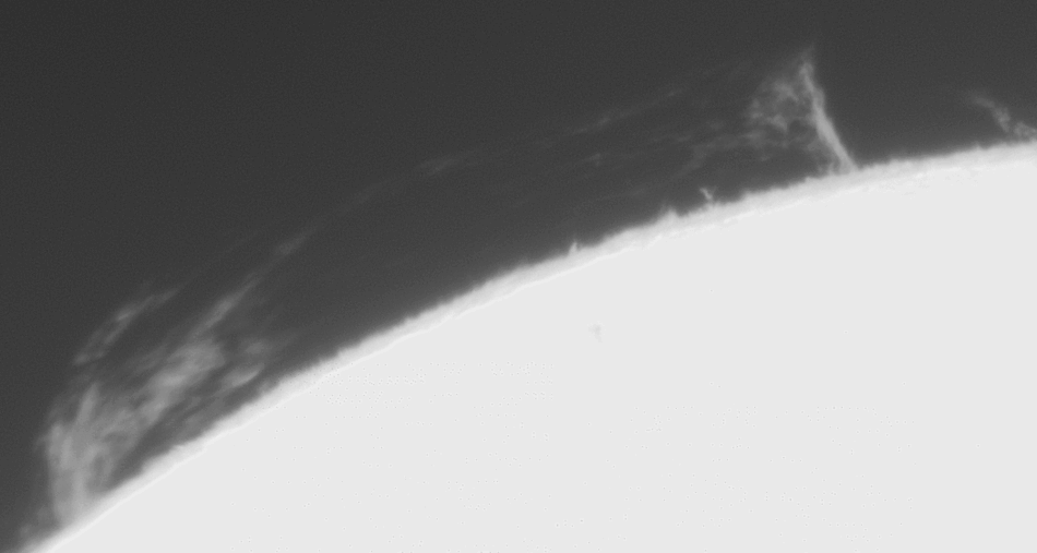 2026-10-12-0954_0-L_g4_ap122_conv_aligned_pipp(2).gif
