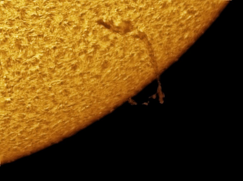 2026-10-12-0957_5-U-L-Sun_Halpha_lapl3_ap659.jpg