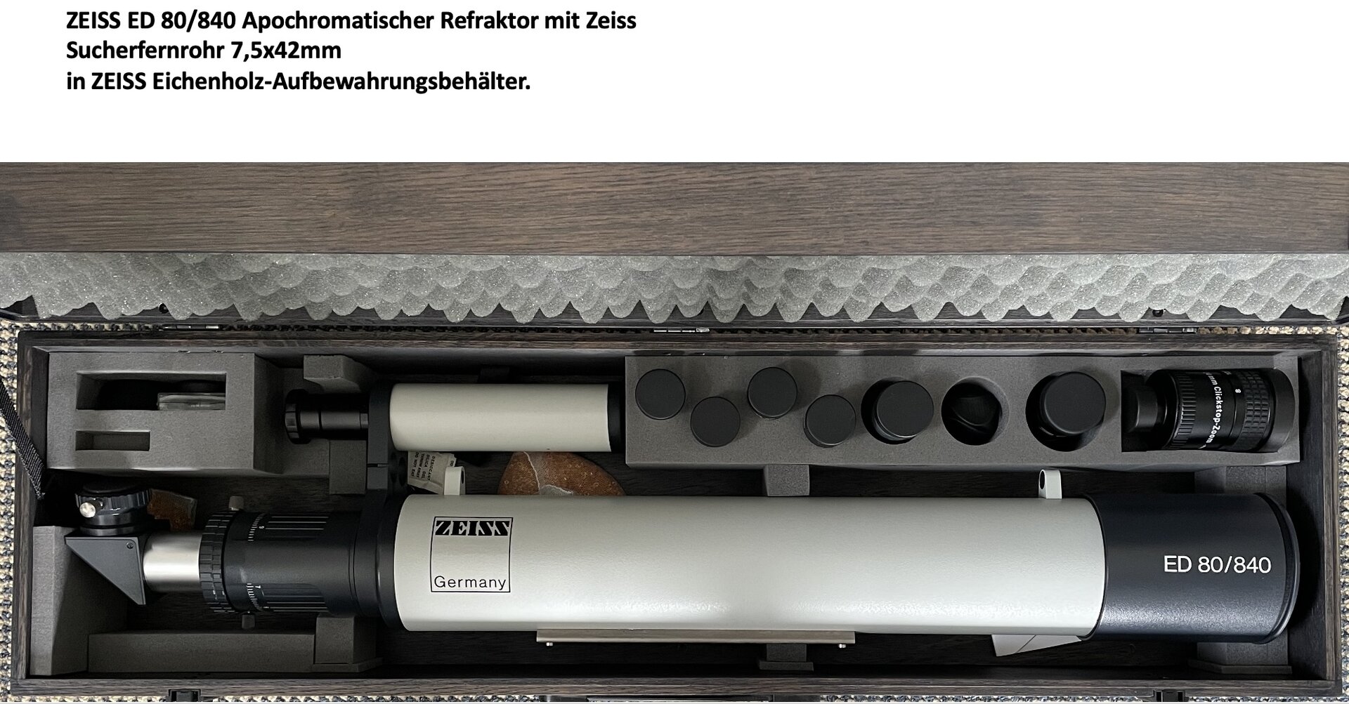2_Zeiss Refraktor in Holzkiste.jpg