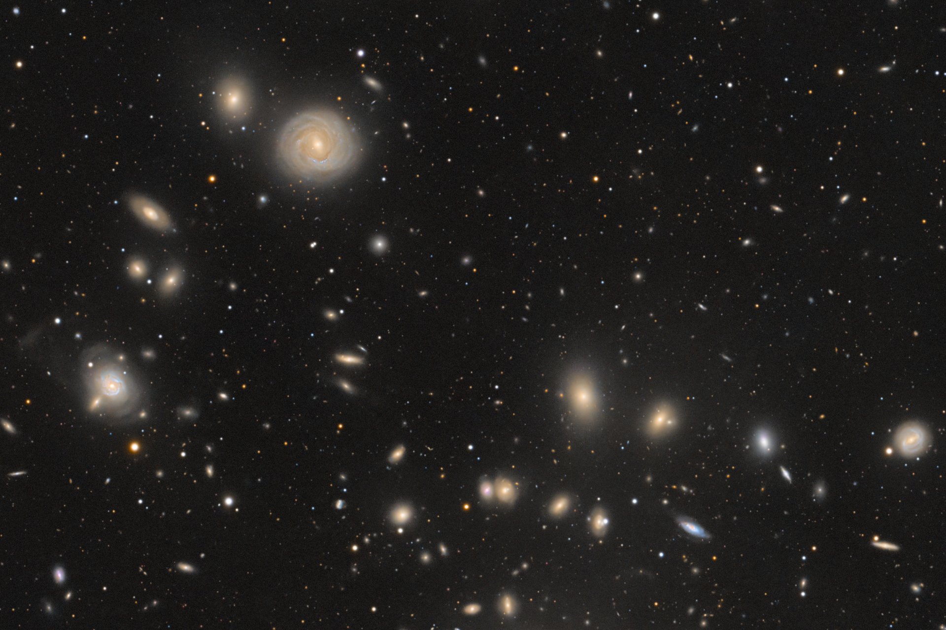 Abell_1656_Coma_Galaxienhaufen_Crop02.jpg