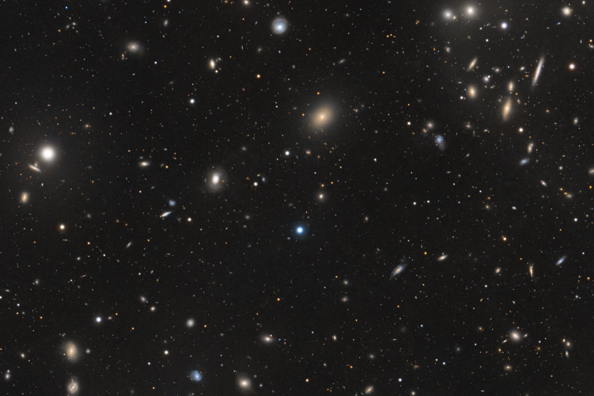 Abell_1656_Coma_Galaxienhaufen_Crop04.jpg