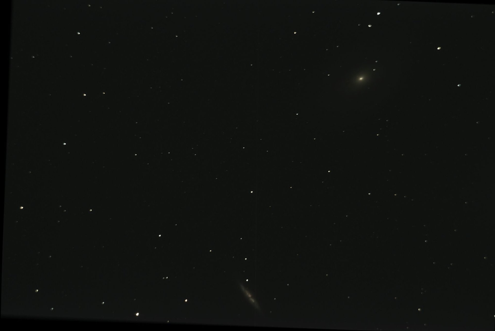 ALL_2000_m81-m82_Stack_37frames_146s_WithDisplayStretch.jpg