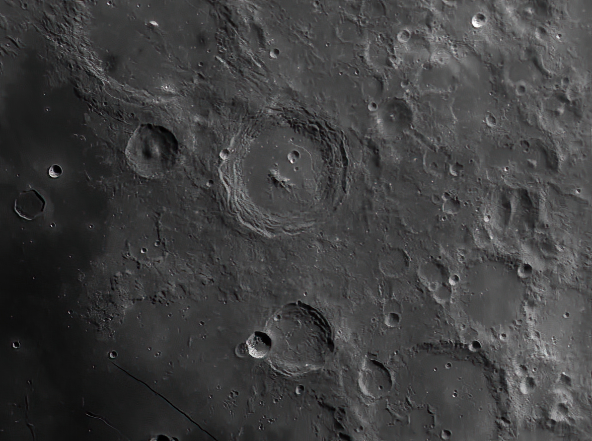 Arzachel_ Rupes Recta.jpg