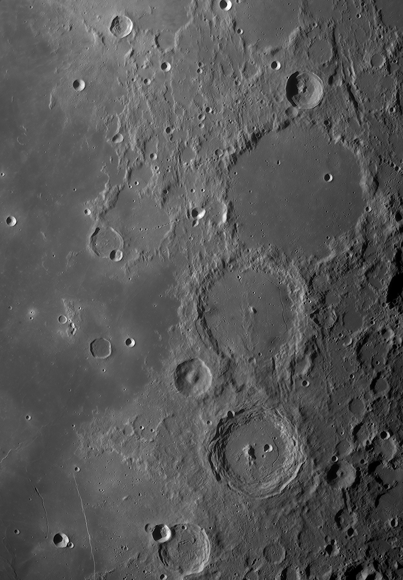 arzachel_150825_042857mosaik1920.jpg