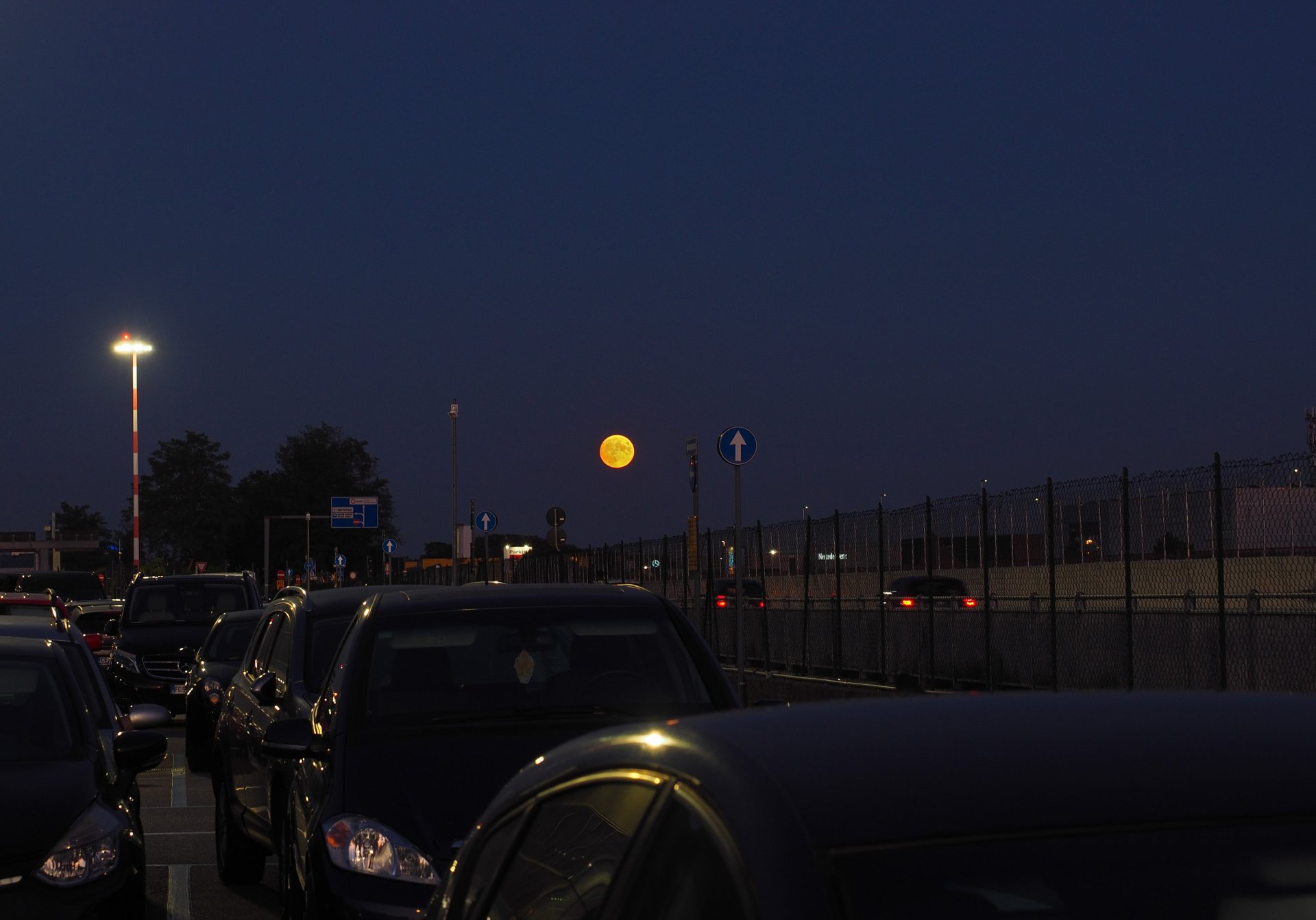 Bergamo Moon.jpg