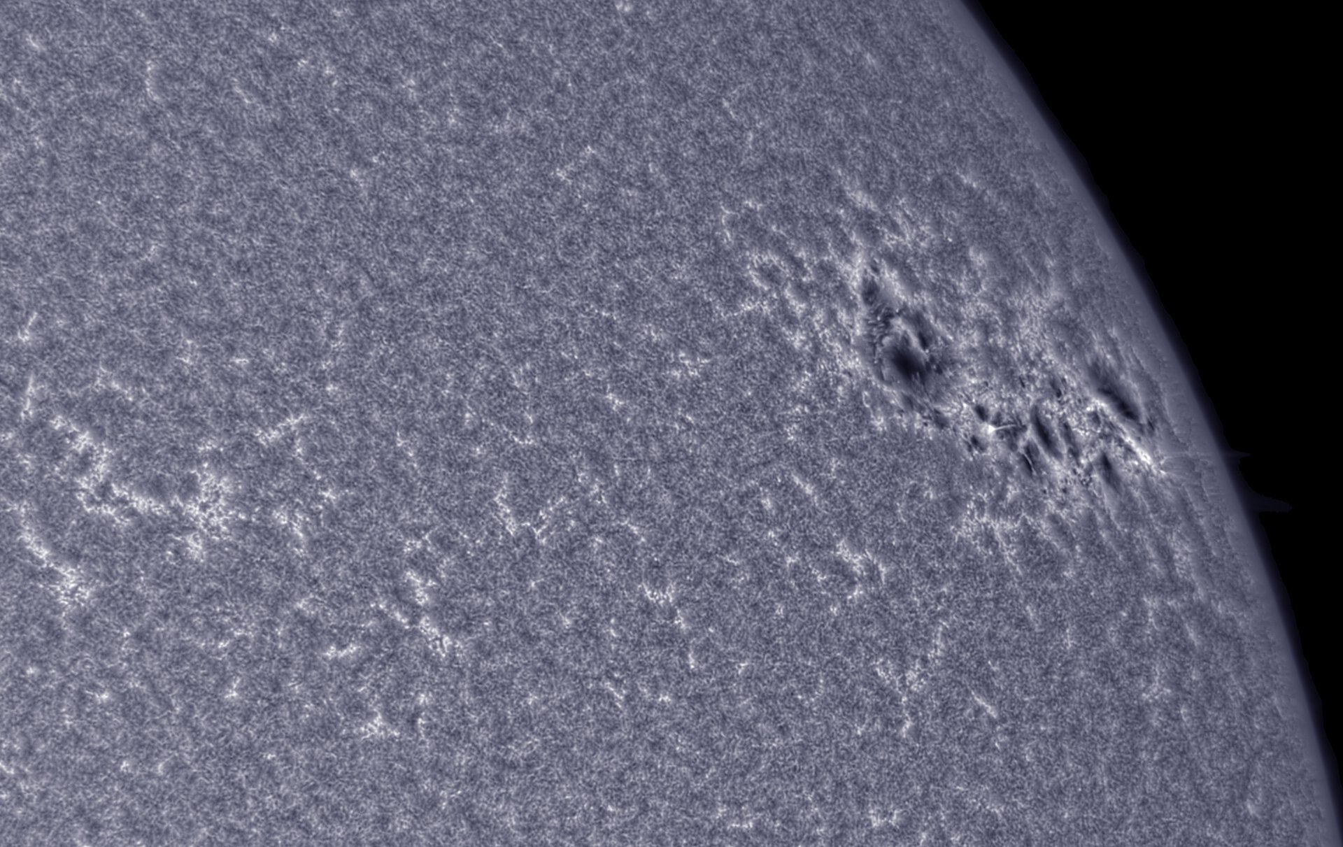 CapObj_090713_lapl3_ap21684.jpg