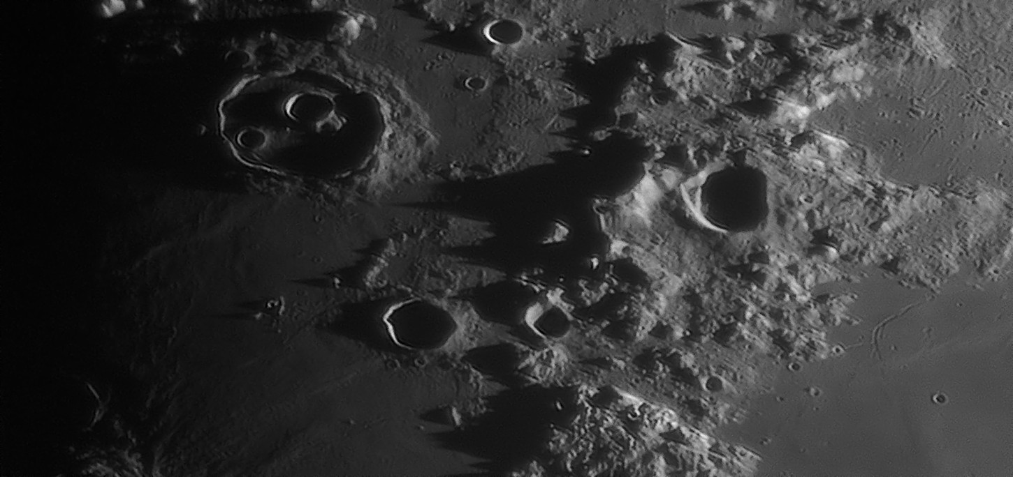cassini_270423_203928p120c.jpg