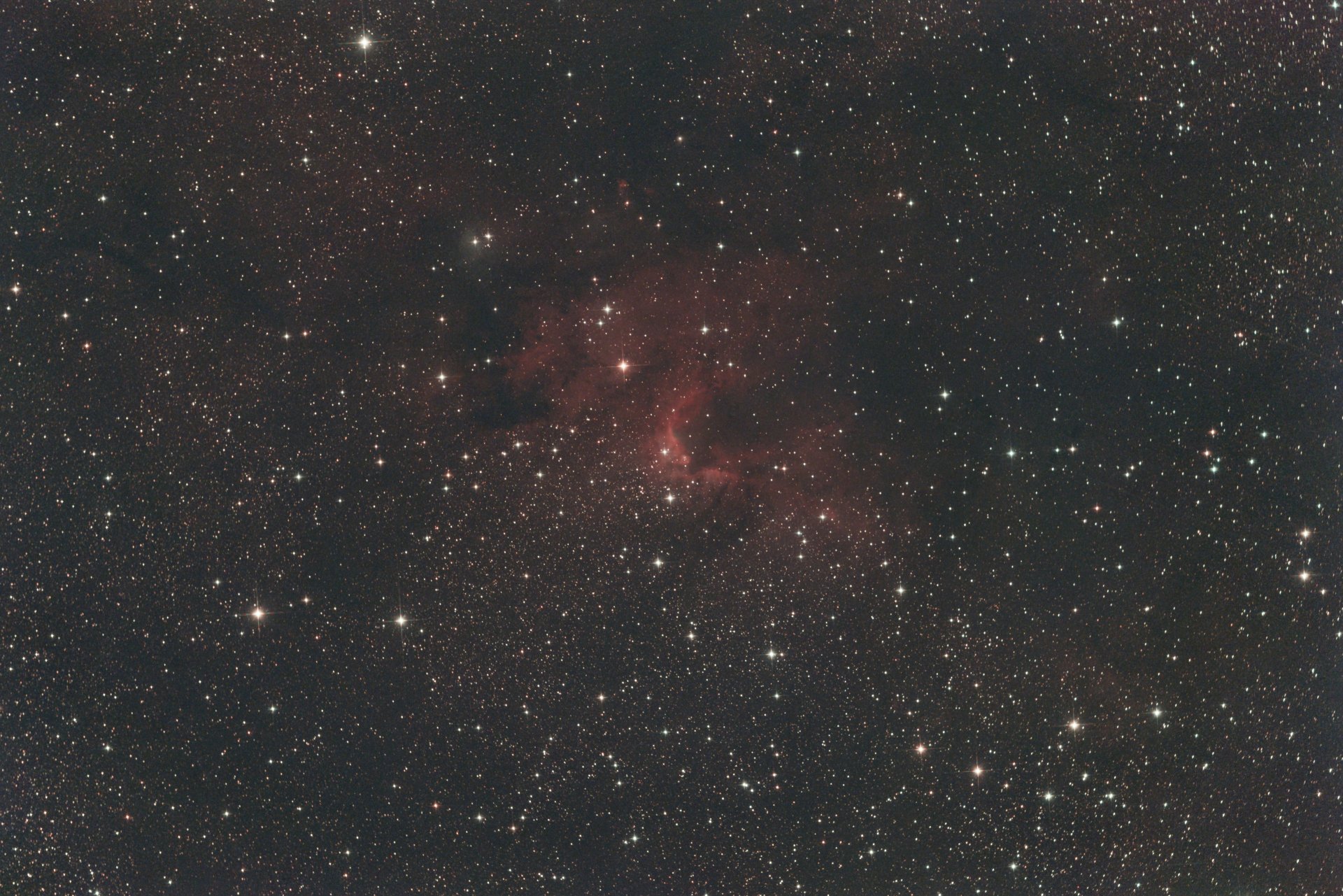 Cave_Nebular_Stack_16bits_10frames_1200s.jpg