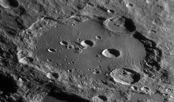 clavius-16-05-16nr2c.jpg