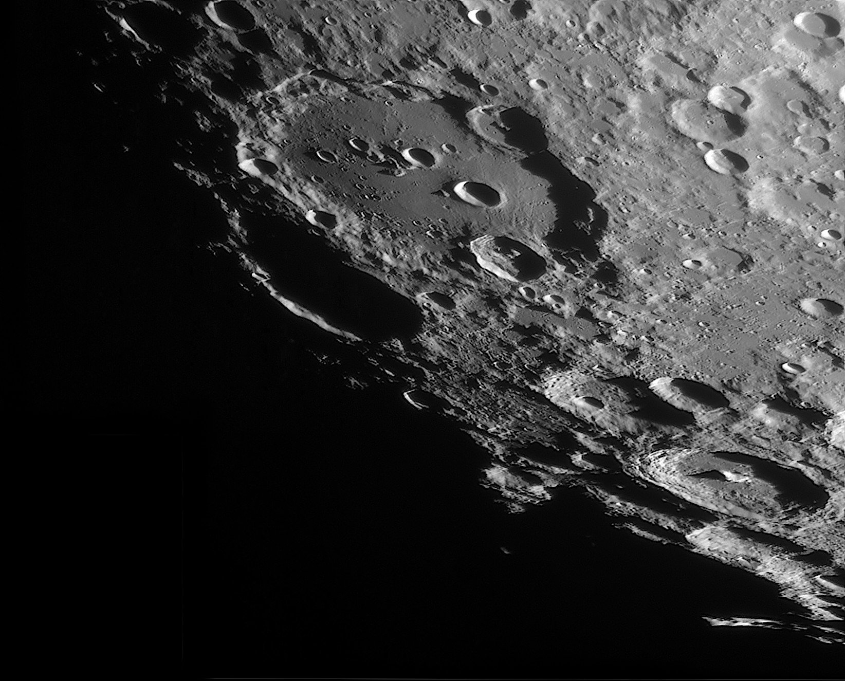 clavius-moretus_260426_202320_Rc.jpg