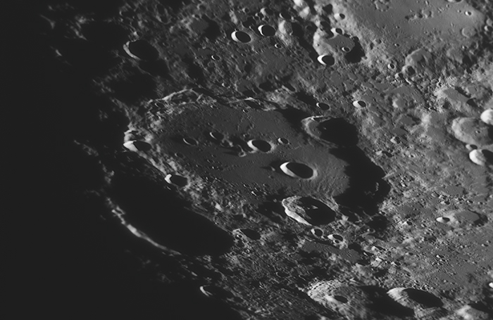 Clavius_003_WEB_F.jpg