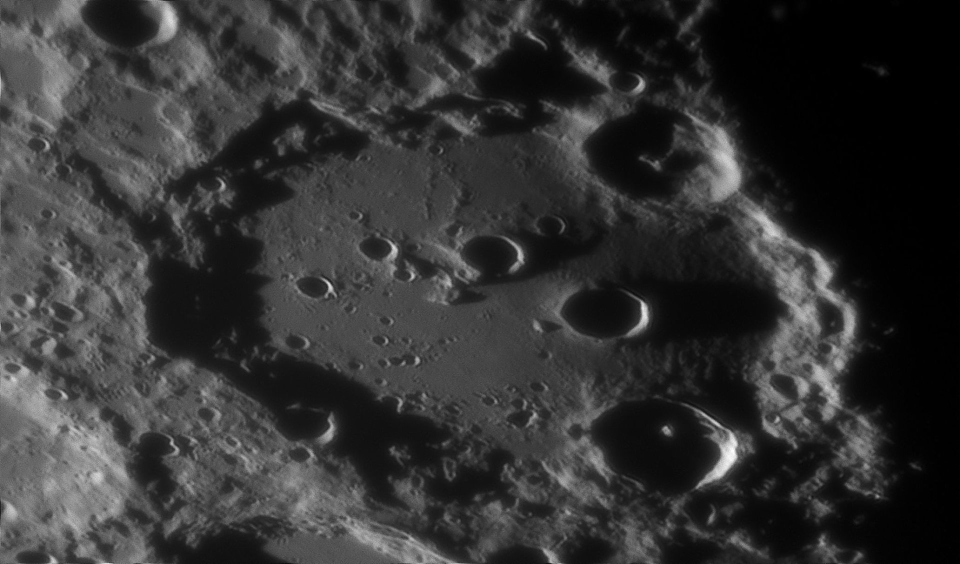 clavius_061123_074702p150c.jpg