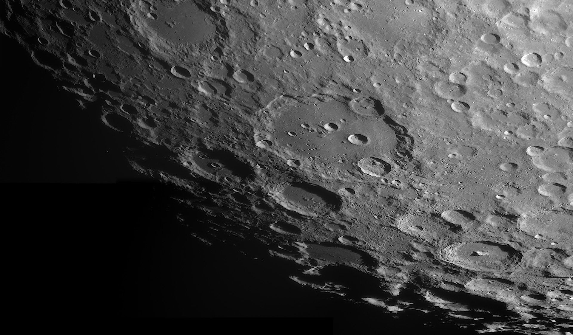 clavius_080425_210215mosaikc1920.jpg