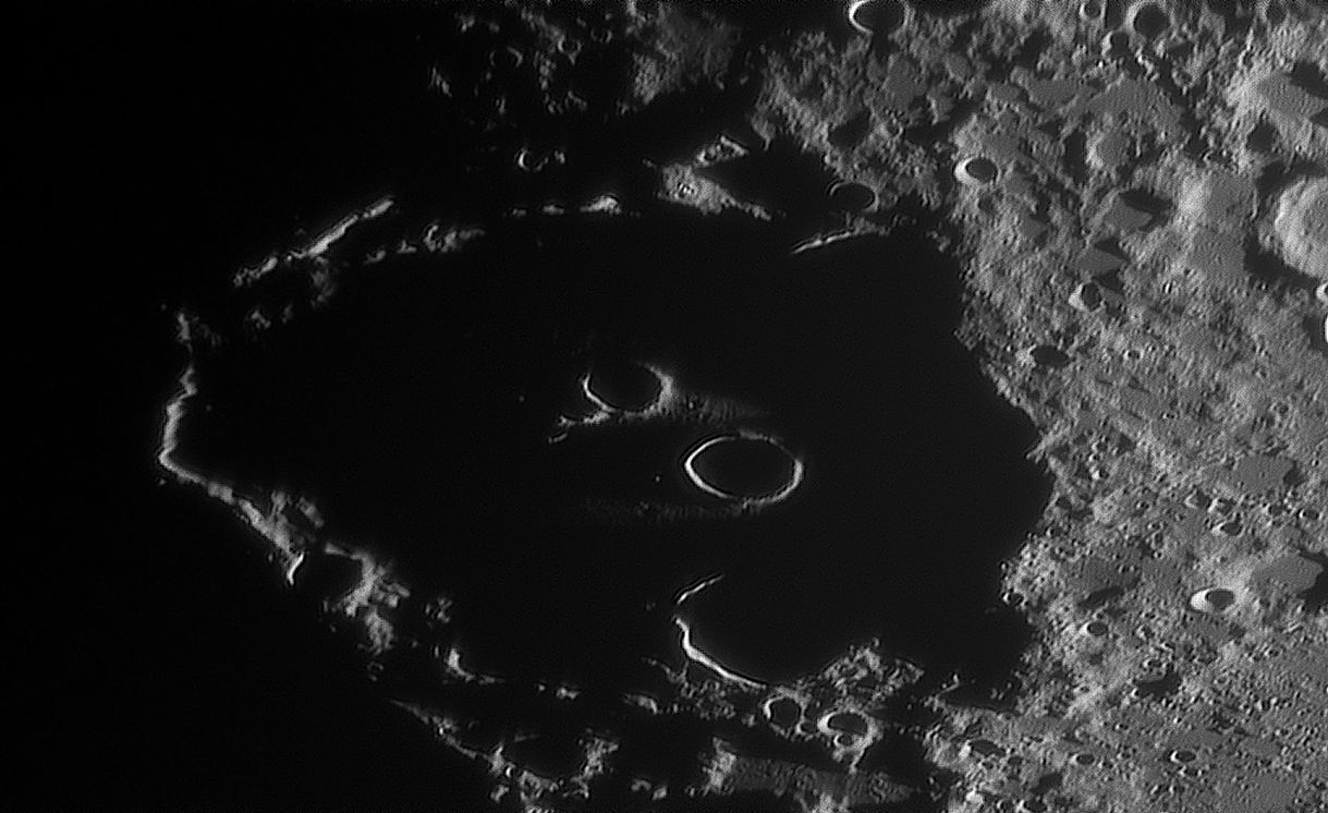 clavius_200421_211240p120c.jpg