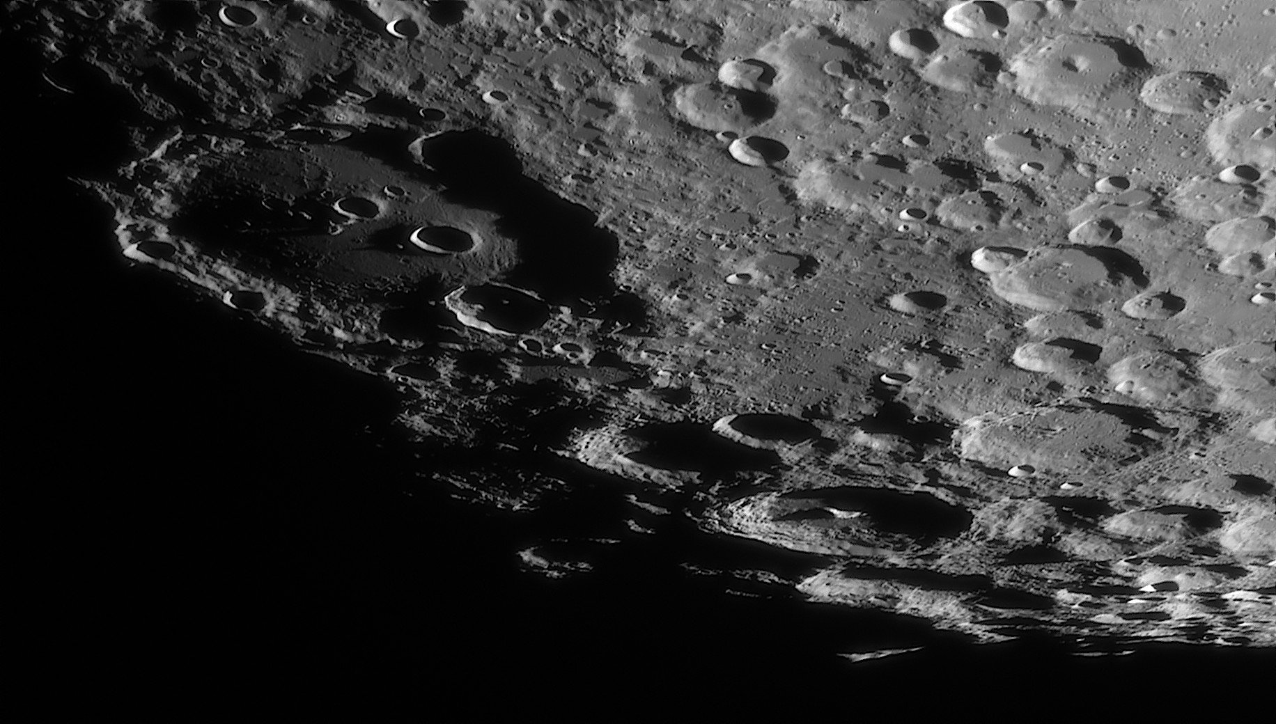 clavius_250526_212224_Rc.jpg