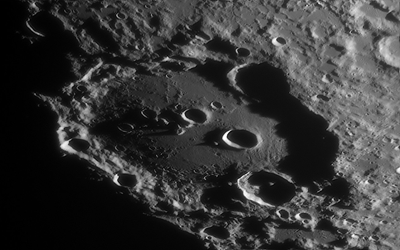clavius_270326_193623_R_p120c.jpg