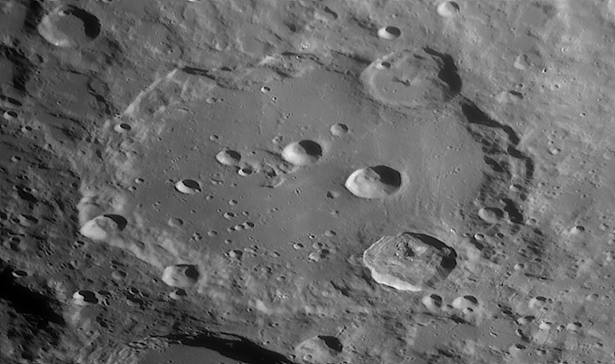 clavius_301225_183441_Rc.jpg