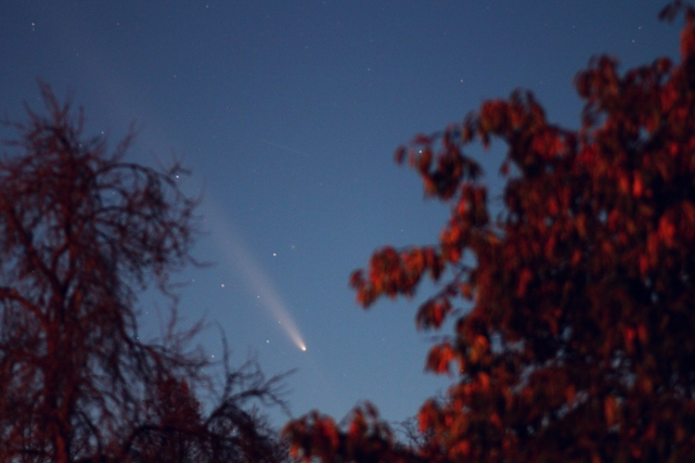 Comet_2023A3-241015_19-25.jpg