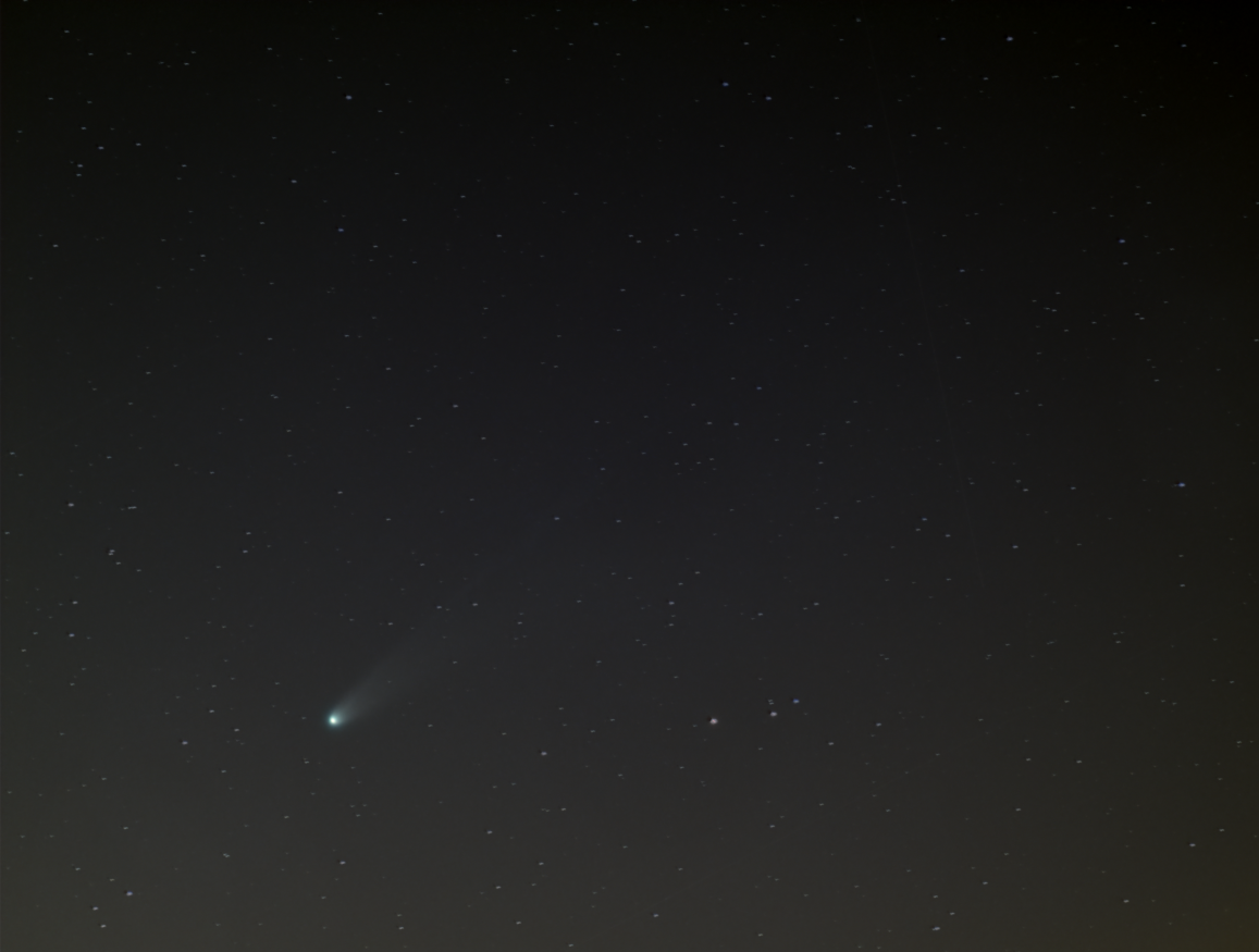 comet_pp_a6_stacked_stretched_GraXpert_25.png