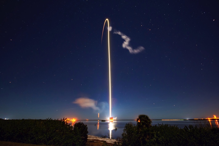 falcon9b.jpg