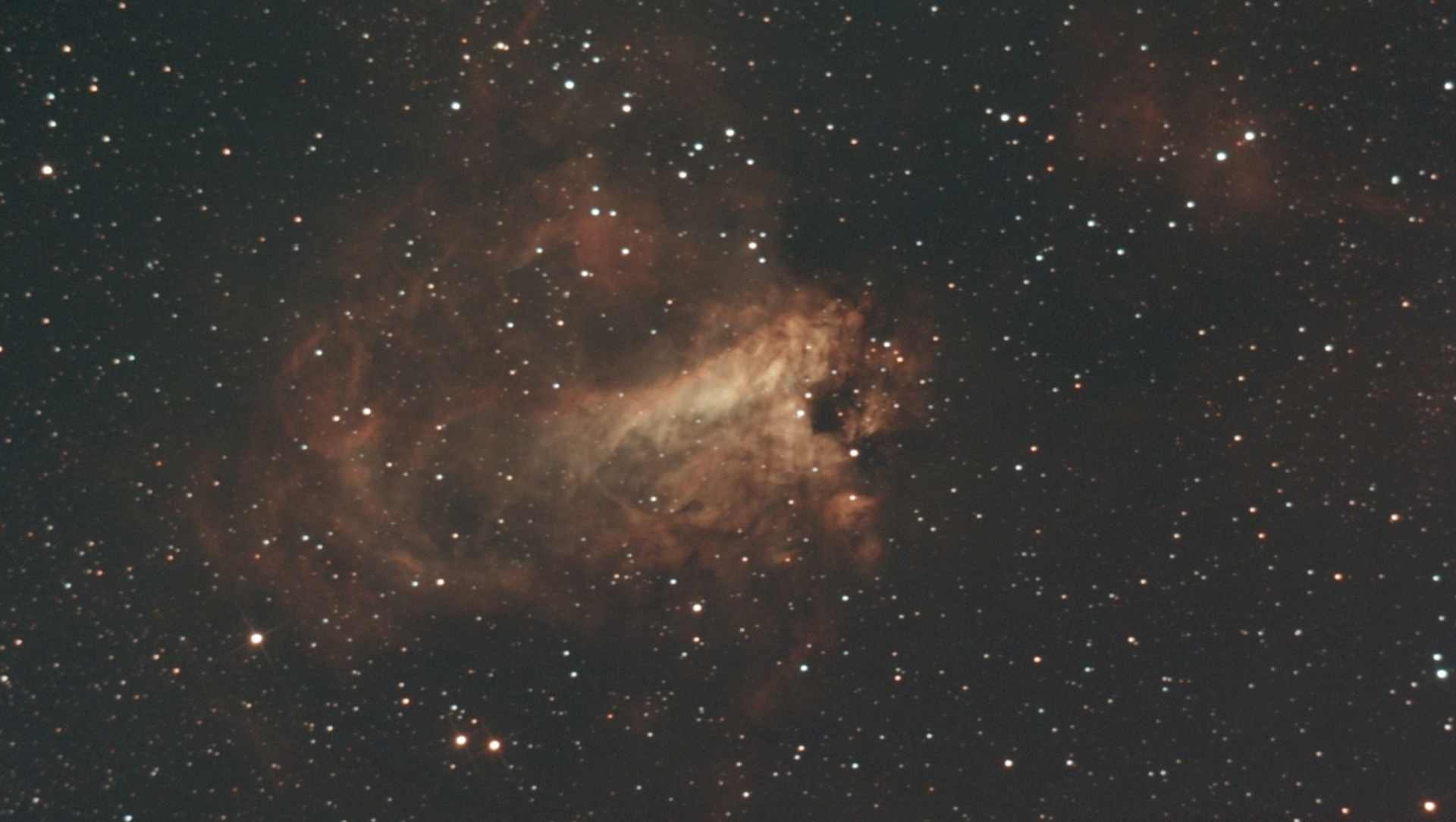 Fpixkc_M17 (NGC 6618,Omega,Swan,Horseshoe Nebula)_Stack_52frames_776s_WithDisplayStretch.png