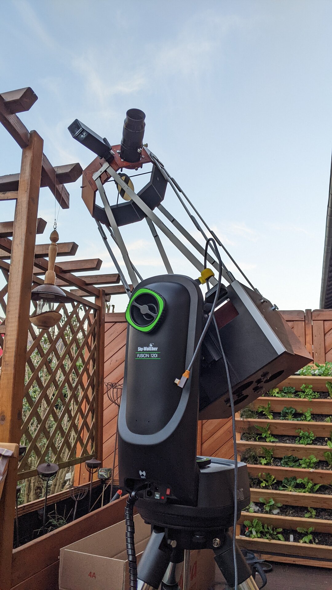 Fusion 120i mit Hofheim 8'' Reisedobson.jpg