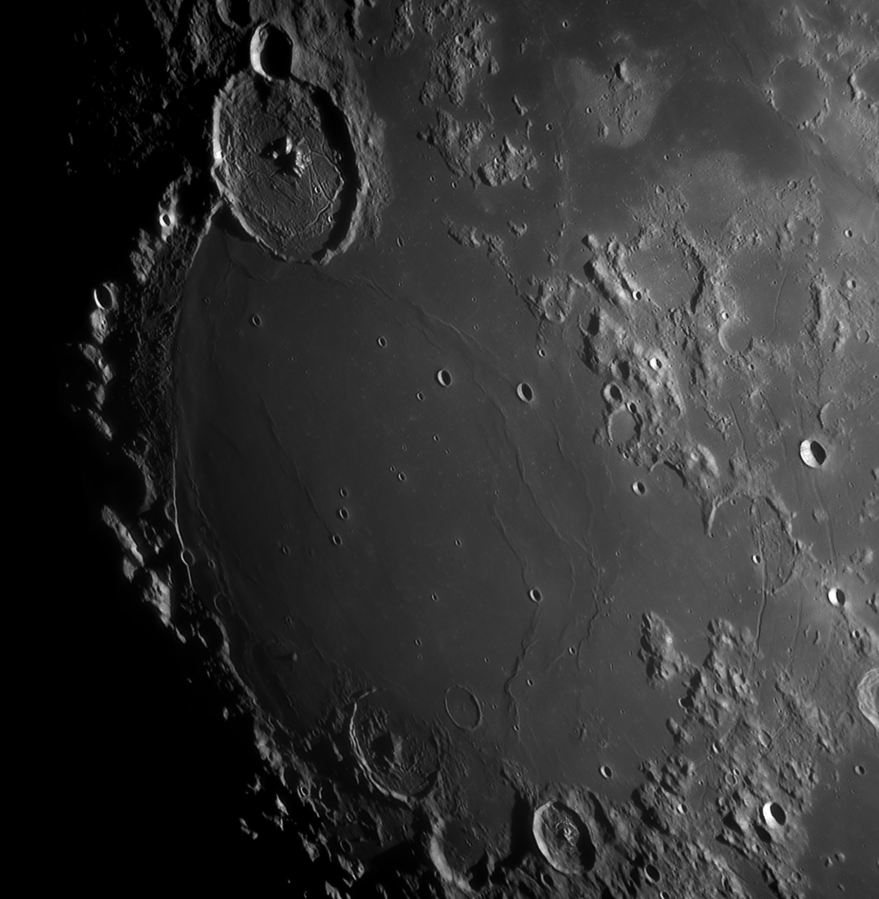 gassendi_100325_205225mosaikc.jpg